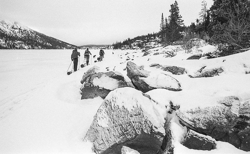 File:Skiing on Lindeman Lake, Chilkoot Trail (16891951917).jpg