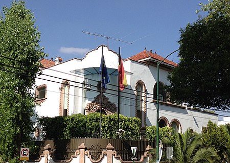 ไฟล์:Spanish_embassy_in_Mexico_City.JPG