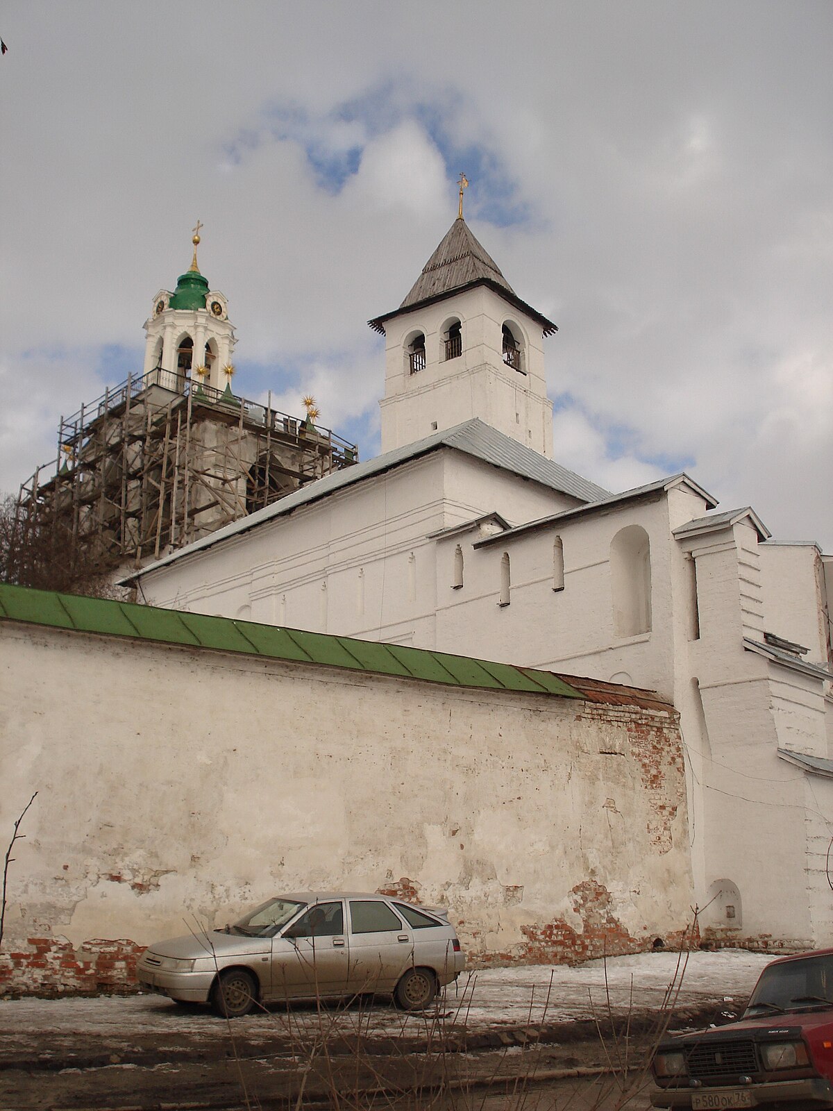 Спасо Преображенский монастырь Ярославль врата