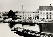 Spreeufer an der Holzmarktstraße mit der Fabrik von Ed. Puls um 1875