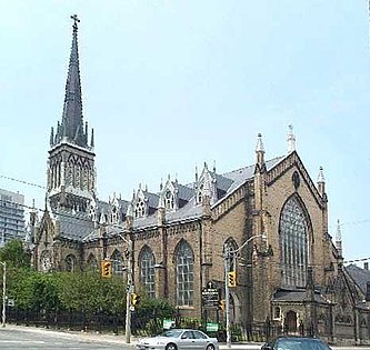 A neogótica Catedral de São Miguel em Toronto, de William Thomas (1845–1848)