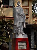 The statue of Girish Ghosh.JPG