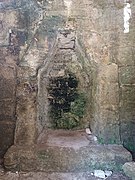 Tikal Structure 5D-87 (Temple of the Skulls) 06.jpg