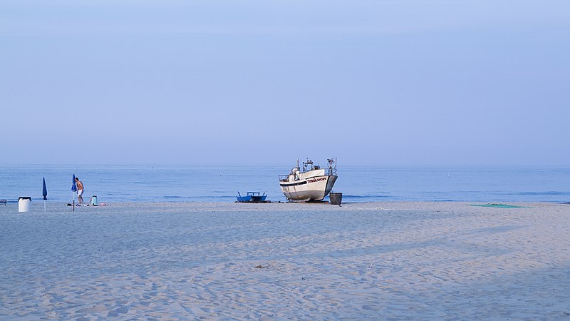 File:Tortoreto Lido TE, Abruzzo, Italy - panoramio.jpg