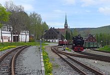 Hammerunterwiesenthal, Bahnhof und Kirche
