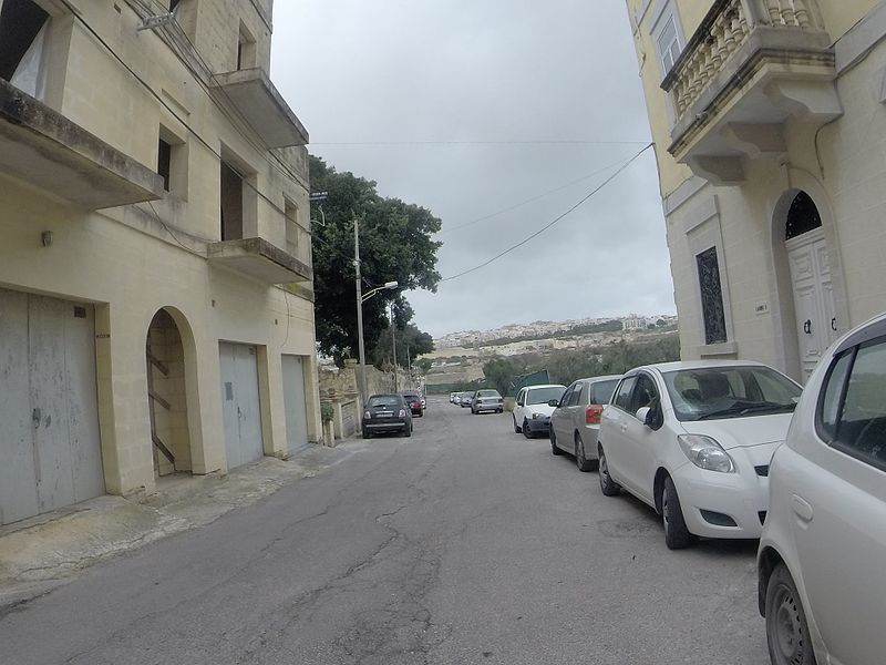 File:Triq Preziosi, Ħal Lija, Malta - panoramio.jpg