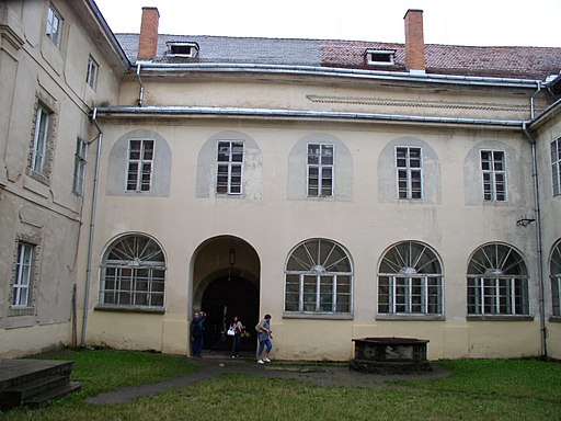 Ukraine-Uzhhorod-Castle-20