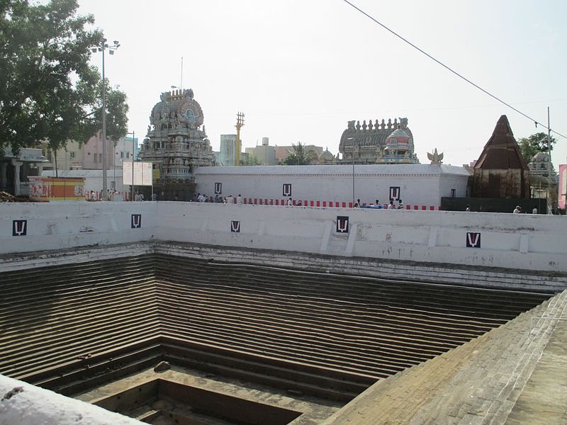 File:Ulagalantha perumal Kanchipuram1.jpg