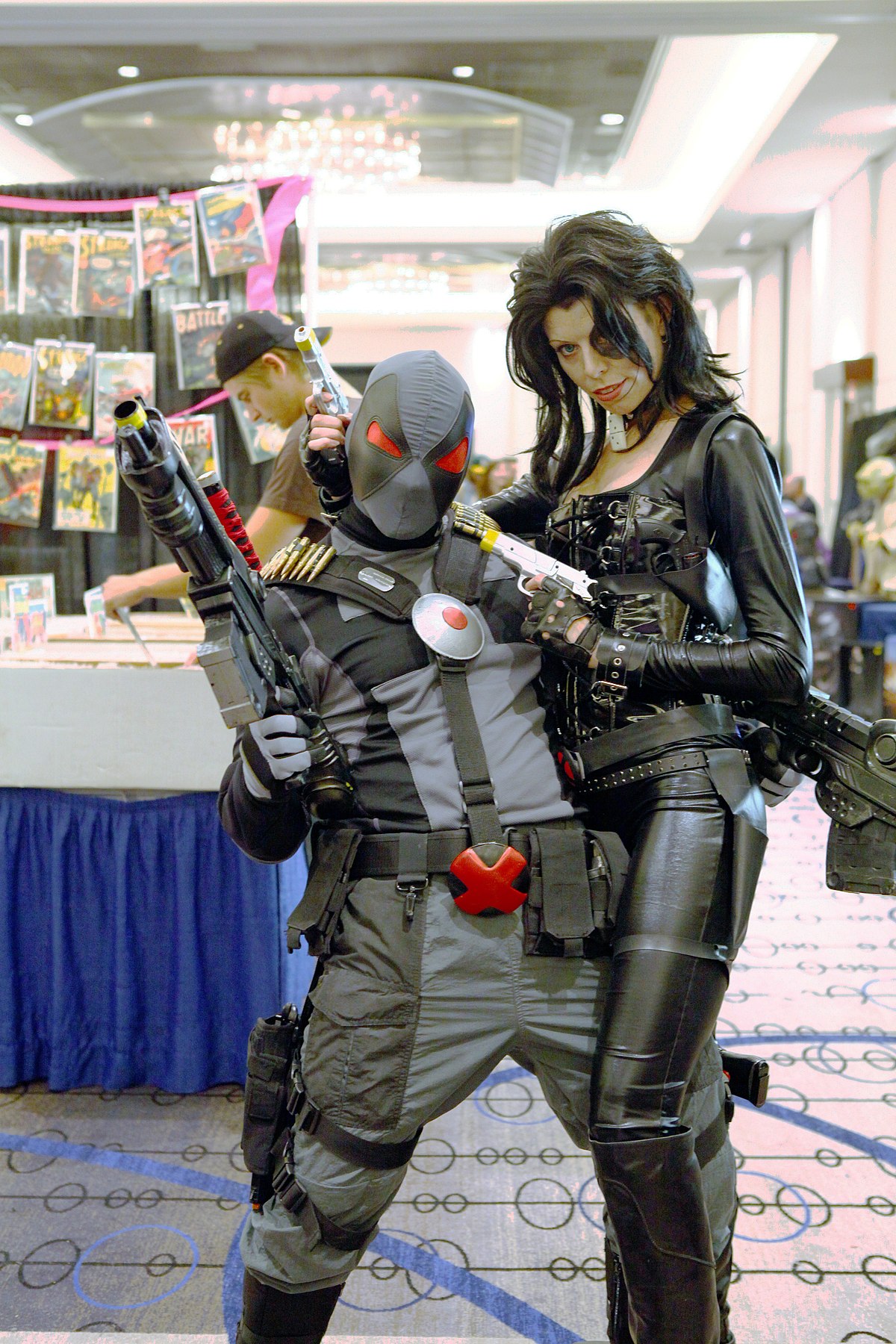 File:Vancouver Mega Comic-Con 2012 - Deadpool & Domino (8062090537).jpg -  Wikimedia Commons