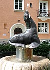 Seal fountain