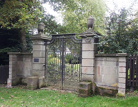 Waldfriedhof Fulmecke Eingangstor