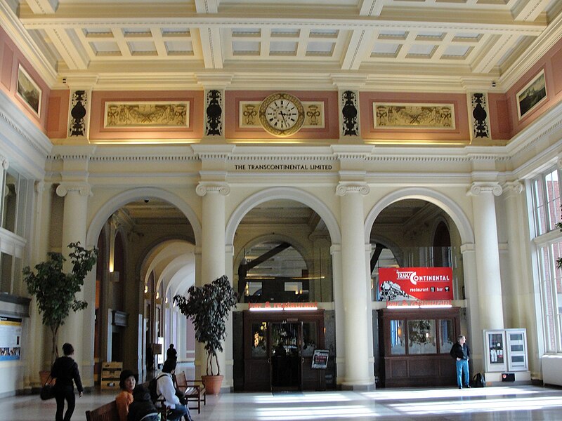 File:Waterfront Station interior - Vancouver 065.jpg