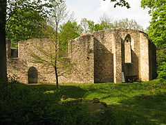 Weischlitz Burgsteinruinen untere Kirche von Süden