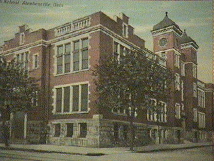 Wells High School, 1911