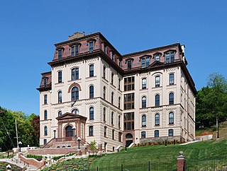 <span class="mw-page-title-main">West Hall (Rensselaer Polytechnic Institute)</span> United States historic place