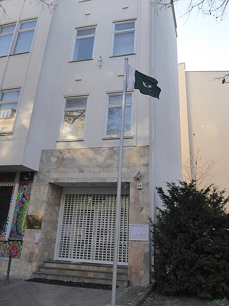 File:Wilmersdorf Schaperstraße Pakistanische Botschaft-005.jpg