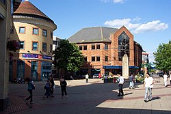 Woking Town Square před rekonstrukcí