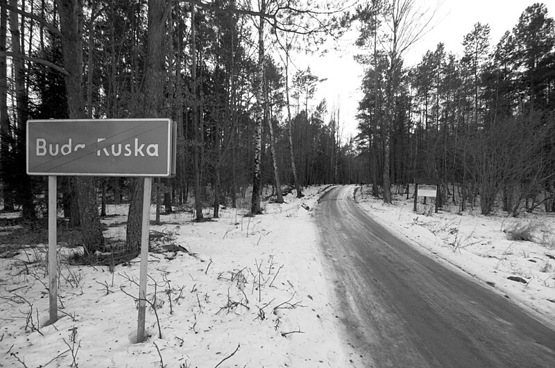 File:'Koniec' BUDY RUSKIEJ - panoramio.jpg