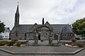 L'église Saint-Magloire et la porte triomphale de l'enclos paroissial 7.