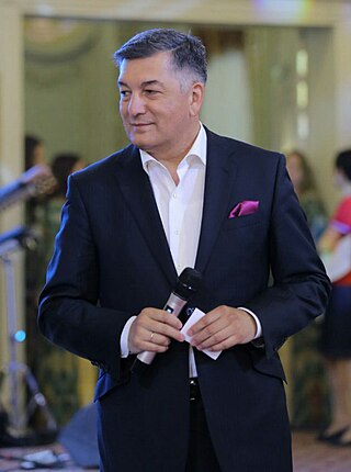 <span class="mw-page-title-main">Abdumoʻmin Oʻtbosarov</span> Uzbek TV announcer (1960–2016)