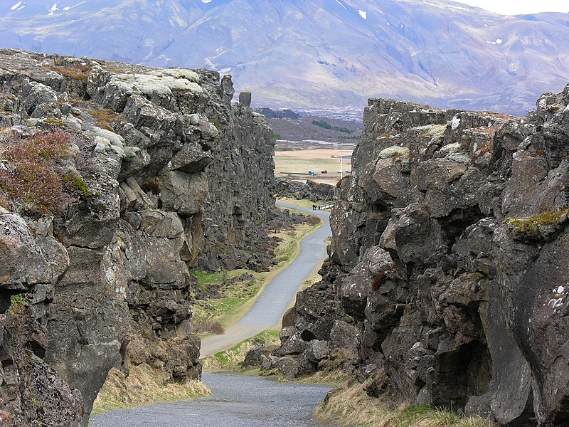 File:2006-05-26-140527 Iceland Þingvellir.jpg