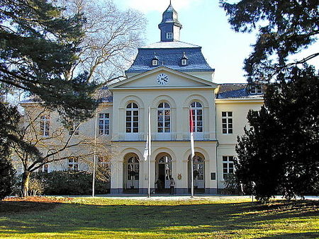 2010 03 06 Schloss Eller