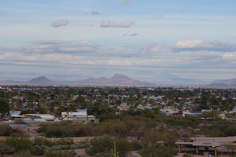File:2014, View E, Scottsdale, North Mesa and the Usery Mountains - panoramio.jpg