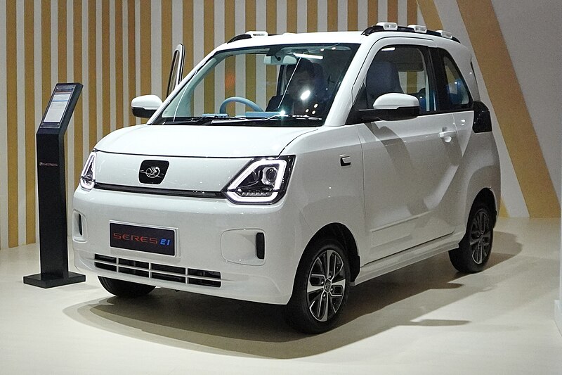 File:2023 Seres E1 L (Indonesia) front view 02.jpg