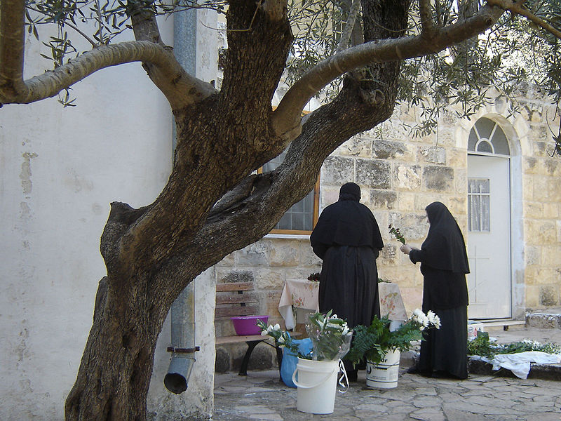 File:2 nuns arranging flowers.jpg