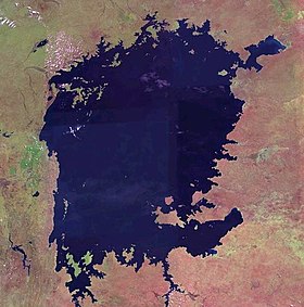 Ukara, Victoria Gölü'nün güneydoğusunda, Oukéréoué Adası'nın 10 km kuzeyinde yer almaktadır.