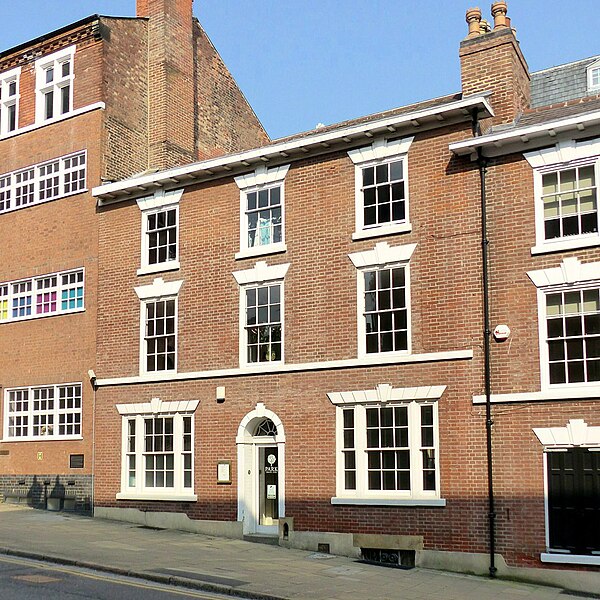 File:4 St James's Terrace, Nottingham - geograph.org.uk - 6115470.jpg