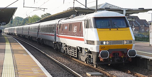 LNER InterCity 225 at Potters Bar in 2023