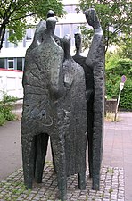 Skulptur vor der RWTH-Bibliothek