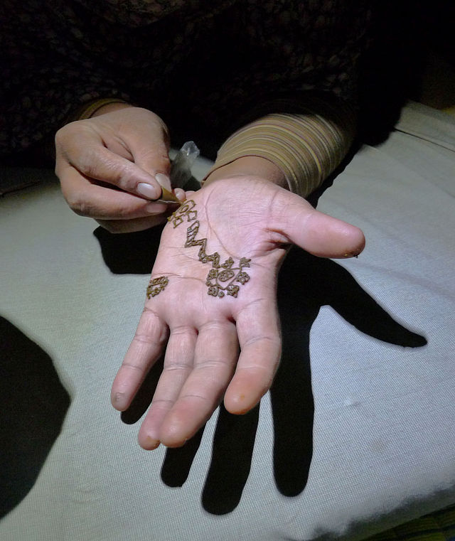 What is the role of the Mehndi ceremony? - Quora