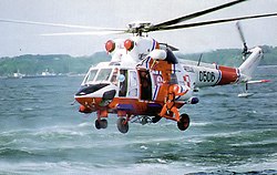 Hélicoptère de la marine polonaise W-3 utilisé comme ambulance aérienne