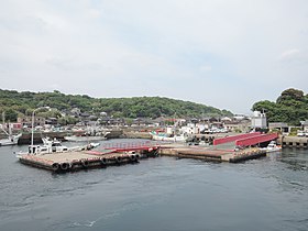 Aoshima port (Nagasaki, Japan).jpg