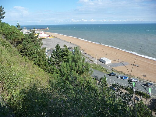 Beach of Folkestone 1