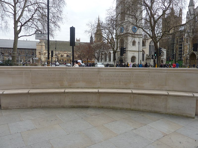 File:Bench and inscription outside UK Supreme Court, "Lines for the Supreme Court" by Andrew Motion.jpg