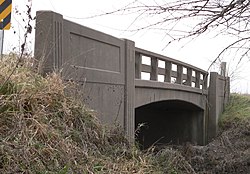 Besar Slough Jembatan dari NW 2.JPG