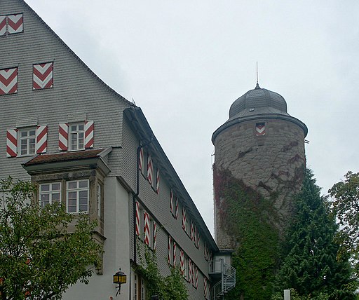 Burg neuenstein bergfried