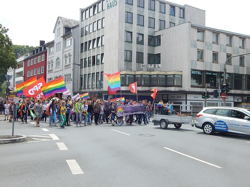 File:CSD Mittelhessen Wetzlar 2018 27.jpg