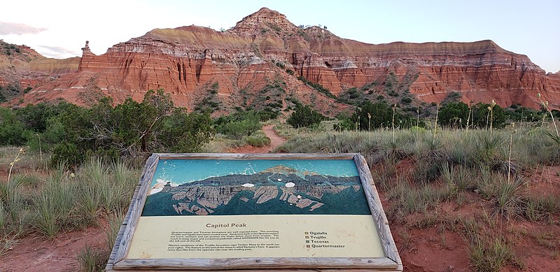 File:Capitol Peak geology, Palo Duro Canyon.jpg