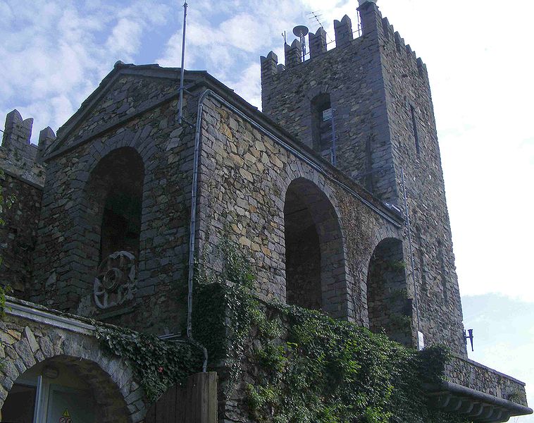 File:Castello zumaglia.jpg