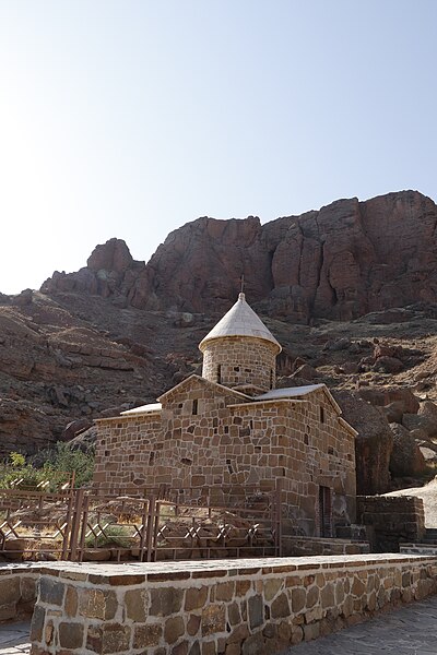 File:Chapel of Chupan Jolfa iran05.jpg