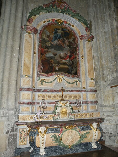 File:Chapelle st pierre Église Saint-Étienne de Beauvais.JPG