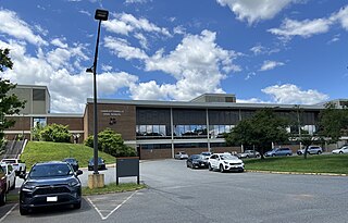 <span class="mw-page-title-main">Charlottesville High School</span> School in Charlottesville, VA, United States