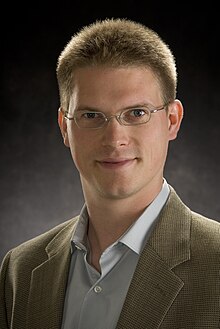 Chris Kemp official NASA portrait.jpg