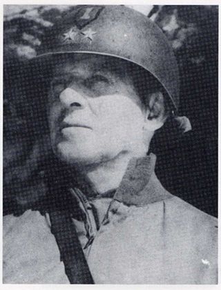 <span class="mw-page-title-main">Clarence R. Huebner</span> United States Army general