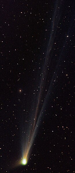 File:Comet Linear (C2002 T7) Noao-linearhawes.jpg