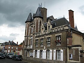 Corbie mairie (façade ouest).jpg